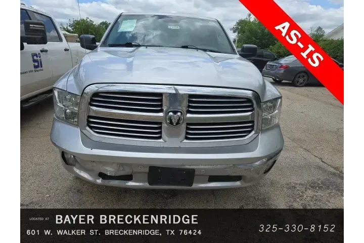 $12591 : Ram 1500 2017 4x2 SLT 4dr Cr image 2