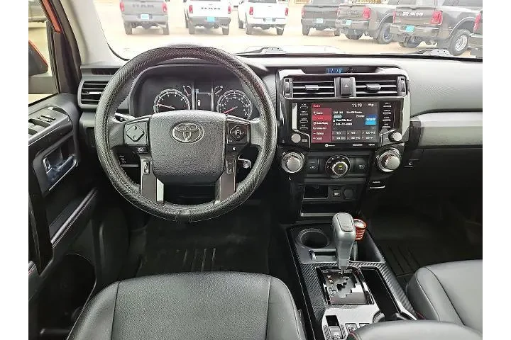 $37925 : Toyota 4Runner 2020 4x4 SR5 image 7