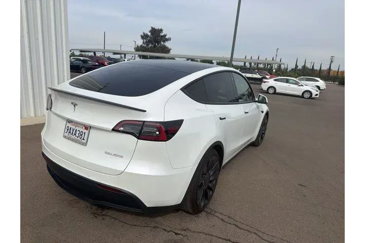 $33900 : Tesla Model Y 2022 AWD Perfo image 4