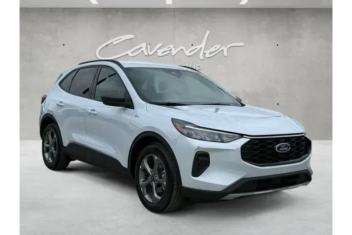 $21541 : Ford Escape 2025 ST-Line 4dr image 2