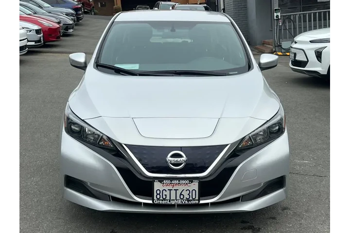 $11400 : 2019 LEAF S image 2