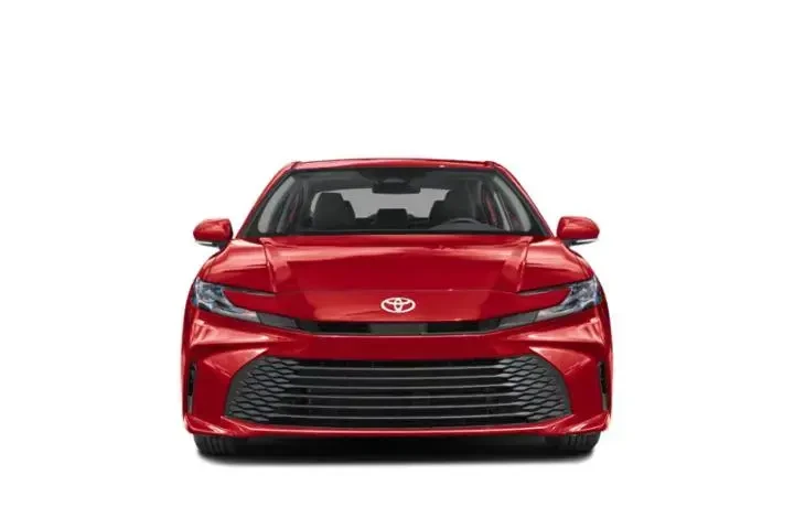 $29995 : Toyota Camry 2025 LE 4dr Sed image 4