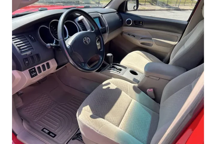 $11900 : 2008 Tacoma PreRunner V6 image 9