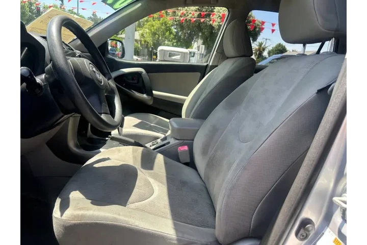 2009 RAV4 image 10
