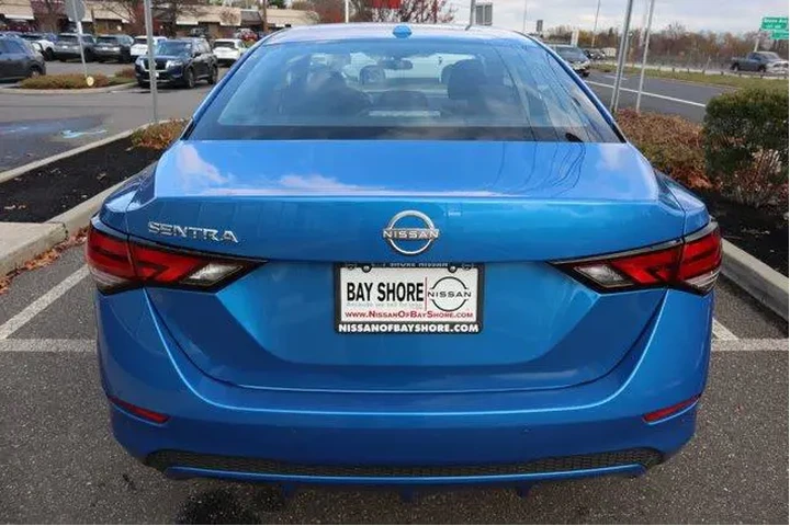 $17365 : Nissan Sentra 2025 SV 4dr Se image 7