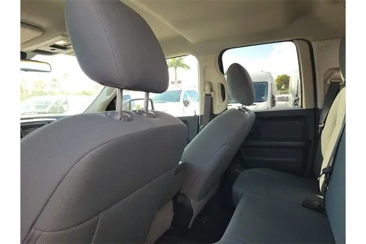 $19691 : Ram 1500 2018 4x4 Express 4d image 10