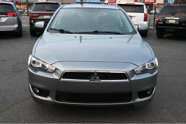 $7498 : 2014 Lancer Sportback ES image 4