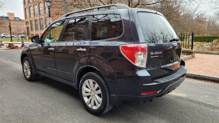 $8495 : 2012 Forester 2.5X Premium image 6