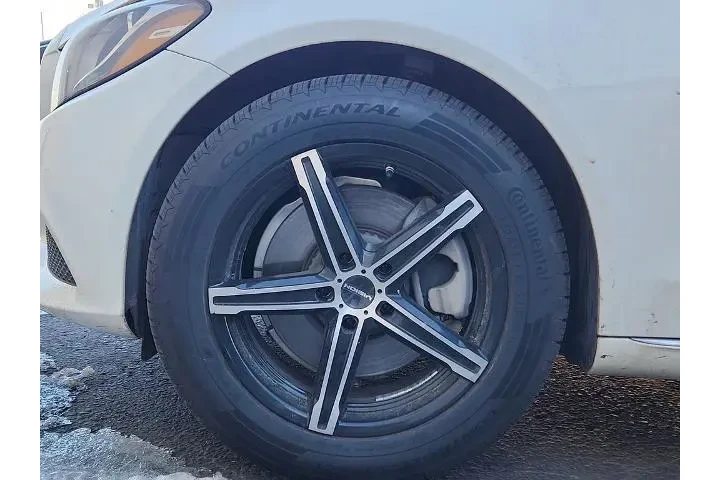 $12000 : Mercedes-Benz C-Class 2015 A image 4