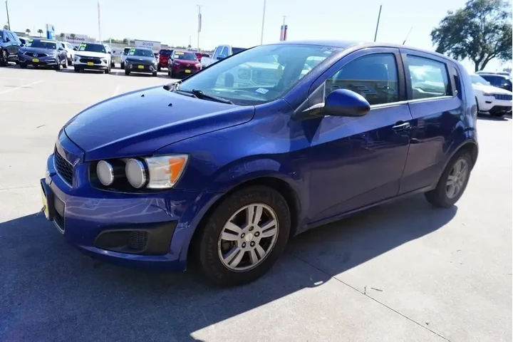 $7888 : Chevrolet Sonic 2014 LT Auto image 3