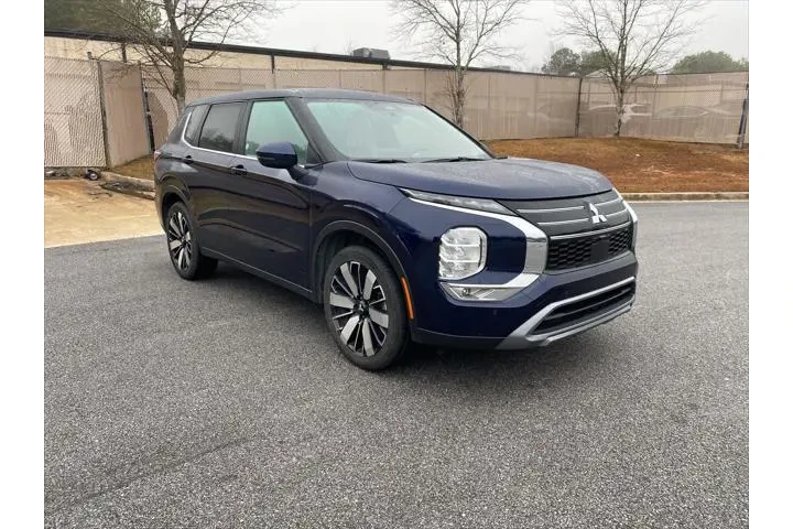 $22720 : Mitsubishi Outlander 2025 SE image 8