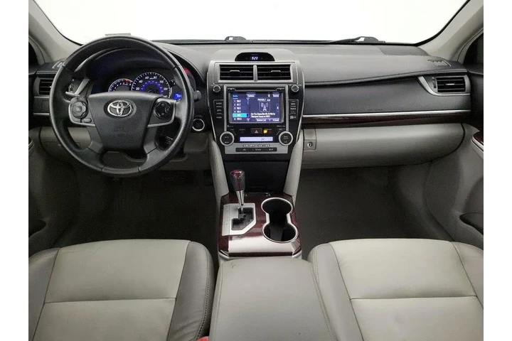 $15998 : Toyota Camry 2014 XLE 4dr Se image 9