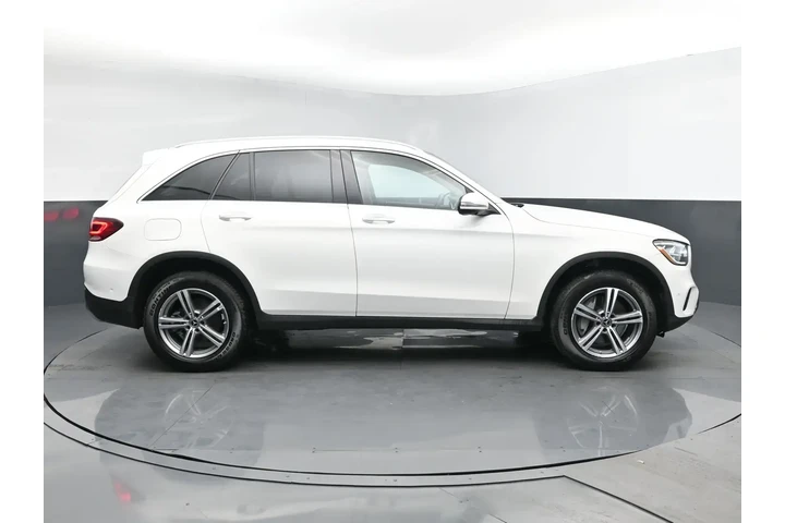 $28226 : Mercedes-Benz GLC 2021 AWD G image 3
