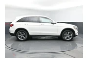 $28226 : Mercedes-Benz GLC 2021 AWD G thumbnail