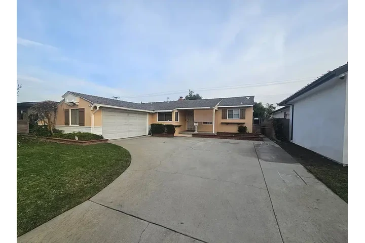 $1650 : GREAT AREA OF DOWNEY. image 1