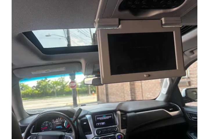 $18000 : 2017 Tahoe LT image 9