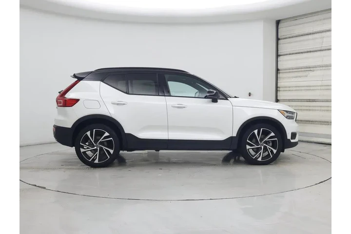 $26998 : Volvo XC40 2022 AWD T5 R-Des image 7