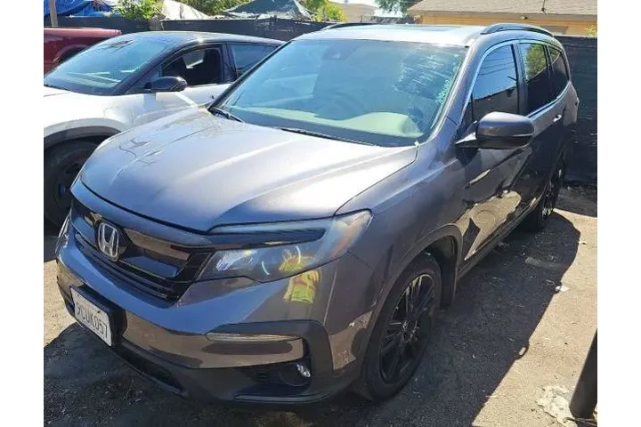 $31900 : Honda Pilot 2022 SE 4dr SUV image 1