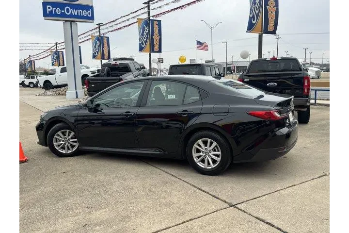 $25887 : Toyota Camry 2025 LE 4dr Sed image 8