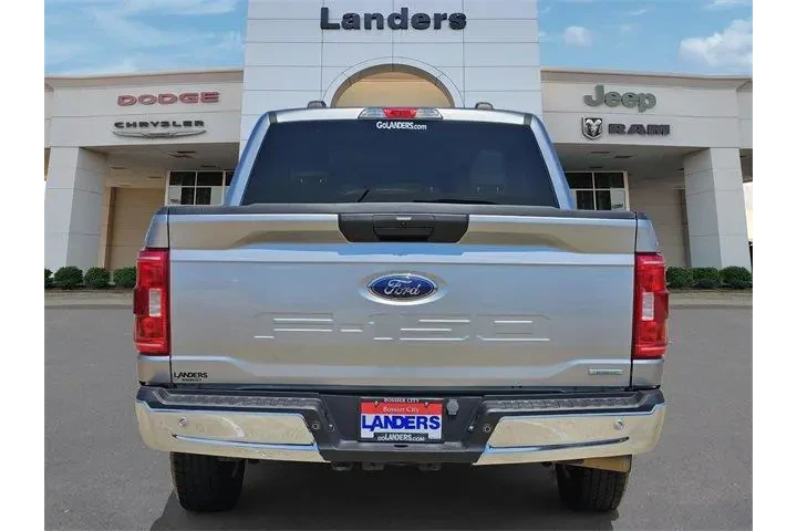 $26358 : Ford F-150 2023 4x2 XL 4dr S image 5