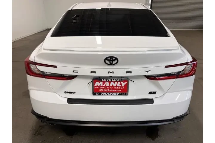 $29571 : Toyota Camry 2025 SE 4dr Sed image 4