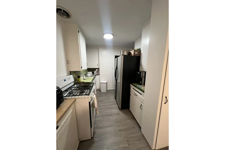 $2150 : Un Departamento en Fourplex image 7