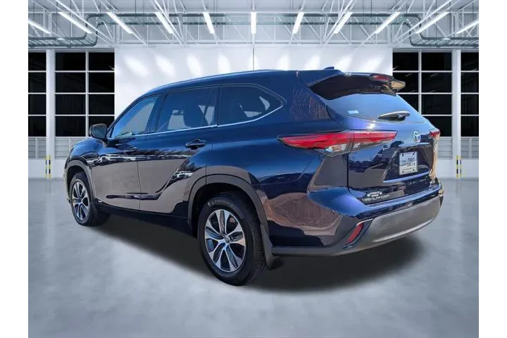 $27635 : Toyota Highlander Hybrid 202 image 7