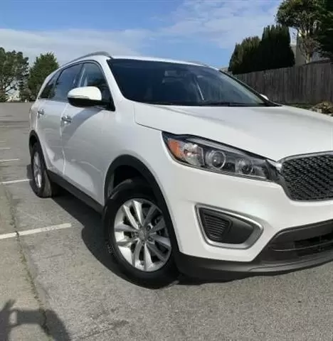 $7000 : 2016 Kia Sorento LX SUV image 1