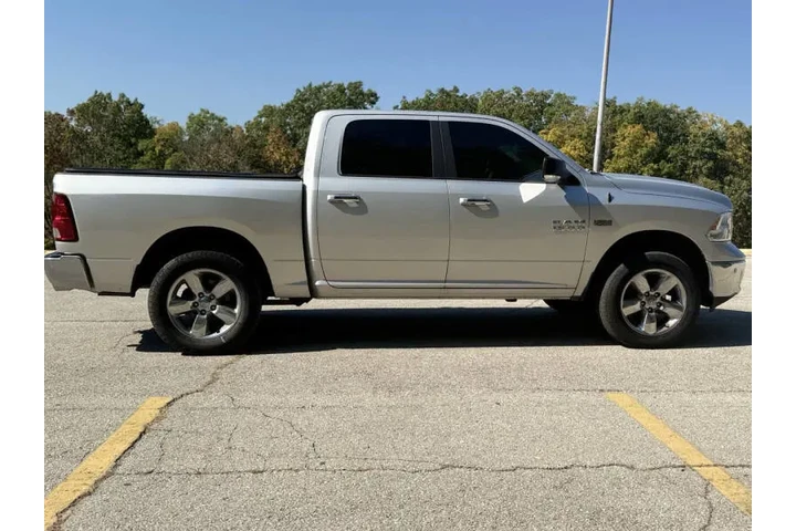 $13999 : 2017 RAM 1500 Big Horn image 7