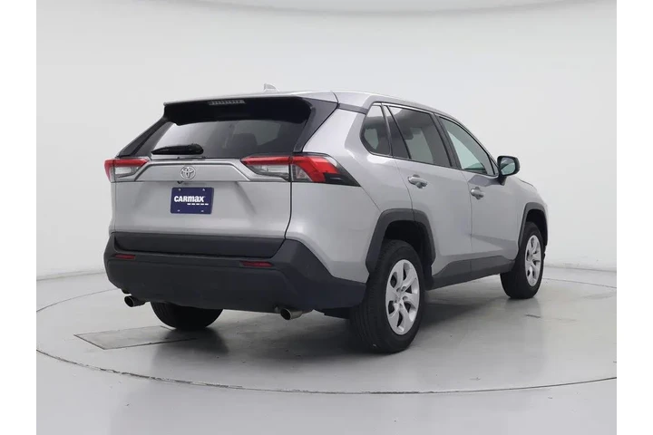 $27998 : Toyota RAV4 2024 AWD LE 4dr image 8