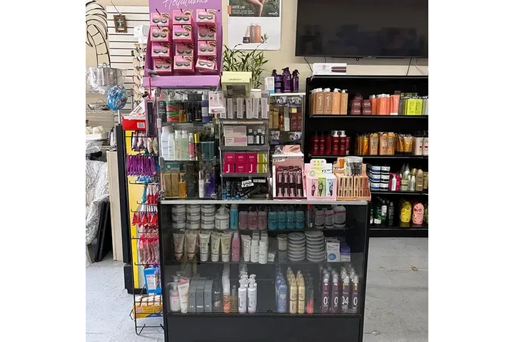 SALON DE BELLEZA image 2