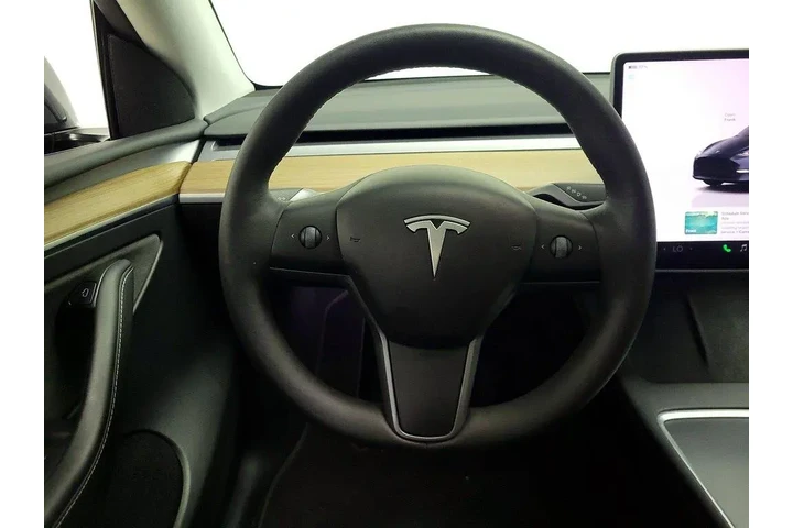 $35998 : Tesla Model Y 2024 AWD Long image 10