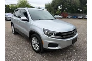 $9995 : 2017 Tiguan 2.0T S 4Motion thumbnail
