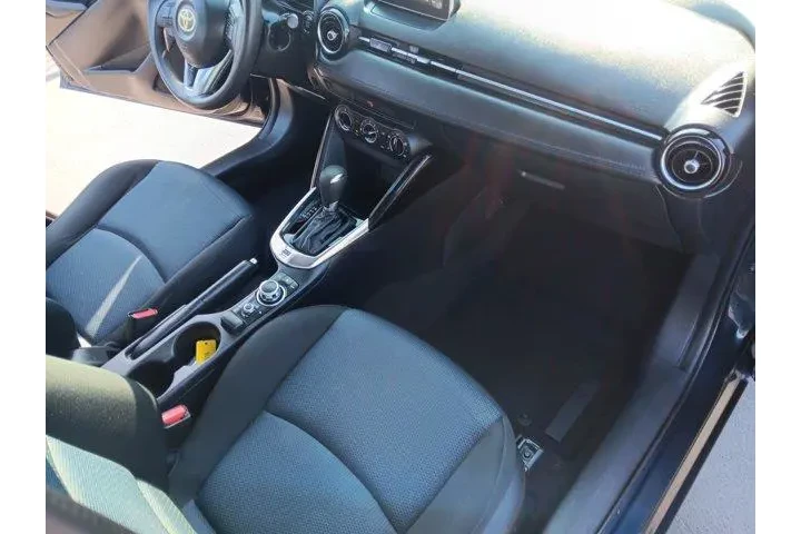 $13995 : Toyota Yaris iA 2017 4dr Sed image 9