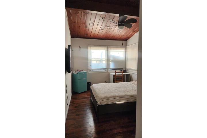 $900 : Rento habitación Azusa image 4