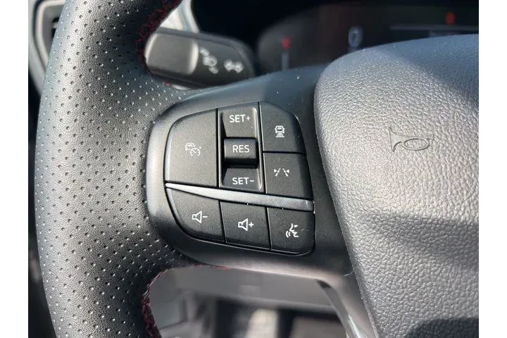 $22694 : Ford Escape 2024 AWD ST-Line image 9