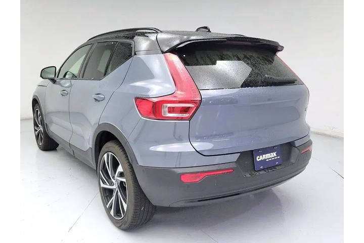 $25998 : Volvo XC40 2022 AWD T5 R-Des image 7
