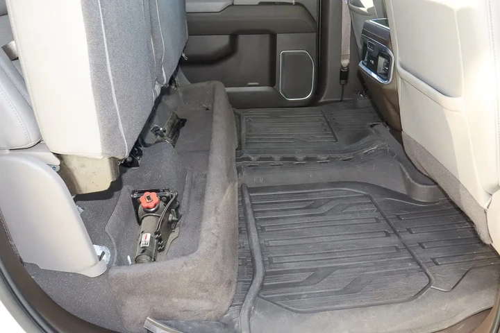 $43988 : 2022 Sierra 1500 4WD Crew Cab image 9