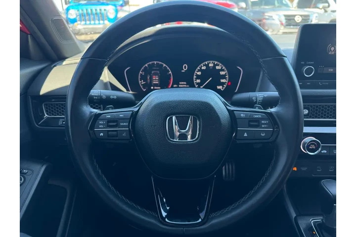 2025 Civic Sport image 9