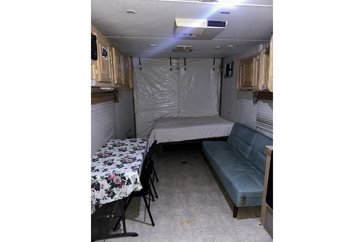 $1100 : Traila de renta image 4