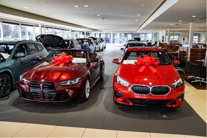 $39995 : BMW 3 Series 2023 AWD 330i x image 7