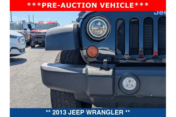 $10000 : Jeep Wrangler 2013 4x4 Sport image 9