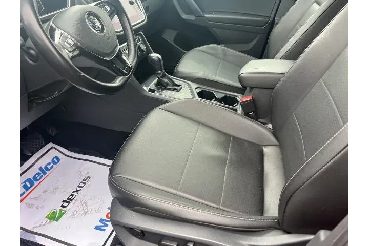 $14795 : Volkswagen Tiguan 2019 SE 4d image 6