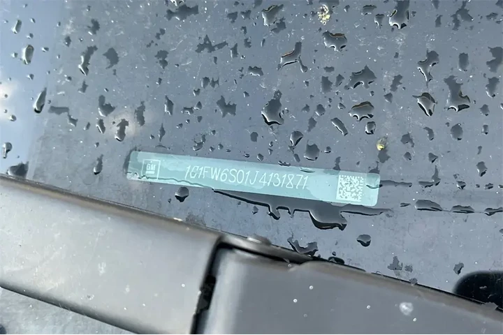 $12648 : Chevrolet Bolt EV 2018 LT 4d image 9