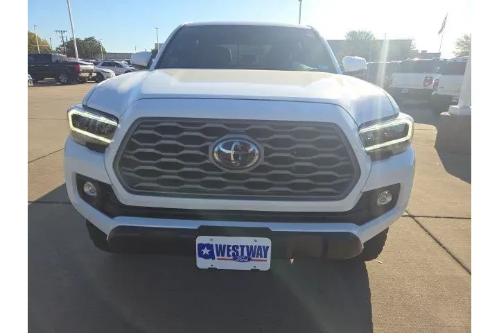 $35987 : Toyota Tacoma 2023 4x4 SR V6 image 2