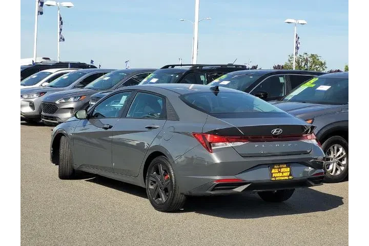 $23600 : Hyundai ELANTRA 2023 SEL 4dr image 6