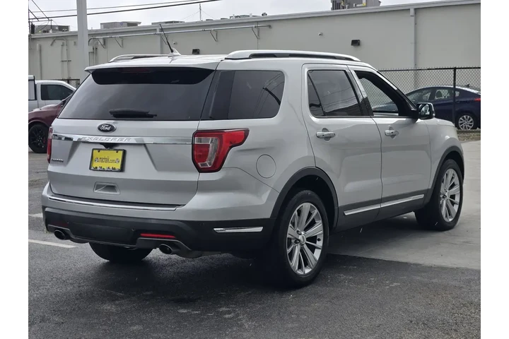$14991 : Ford Explorer 2019 Limited 4 image 7