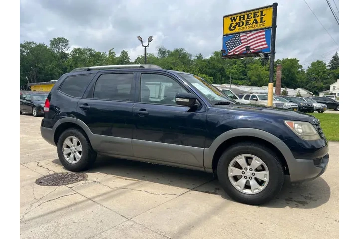 $4995 : 2009 Borrego LX image 2