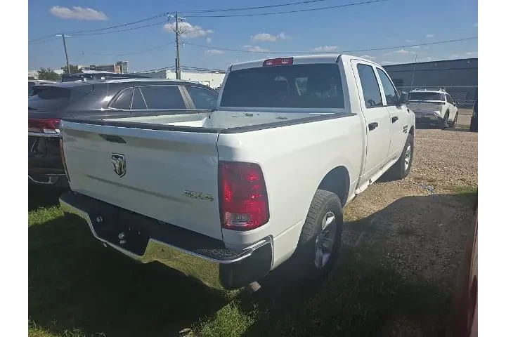 $27459 : Ram 1500 Classic 2023 4x4 Tr image 3