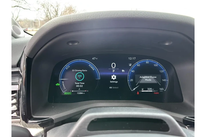 $36653 : 2025 Camry XLE image 3